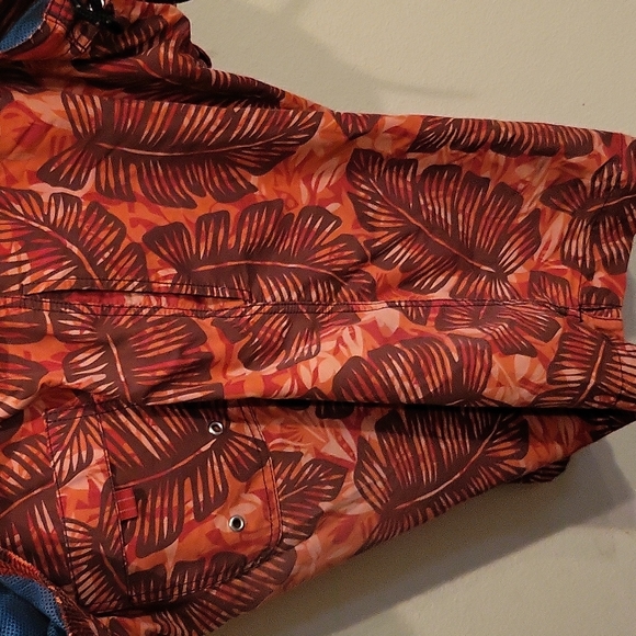 Mens Tommy Bahama board shorts - Picture 3 of 4